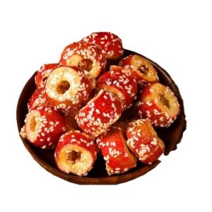 Hawthorn Freeze-dried Ice Candied Haws Fresh Hawthorn Balls/hollow Seedless Snacks Crispy Sweet Sesame Hawthorn Internet Celebrity Snacks 无核冰糖芝麻山楂