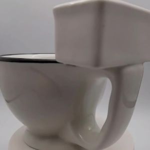 Hot Sale   Toilet Cup Creative Mug Toilet Seat Cup Funny 3D Ceramic Poop Coffee Cup