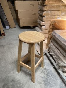 Ghế đôn gỗ mặt tròn cao 60 cm chắc chắn tiện dụng Ori House