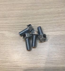 ỐC 8LI2 BẮT GÁC MÁY ĐỂ CHÂN CHO TÁT CẢ CÁC DÒNG XE DREAM WAVE FUTURE CÚP SIRIUS...RÁP LÊN ZIN THEO XE KHÔNG CHẾ CHÁO