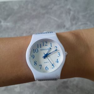 Đồng hồ nữ WiLLis dây silicone second hand si nhật- đã qua sử dụng