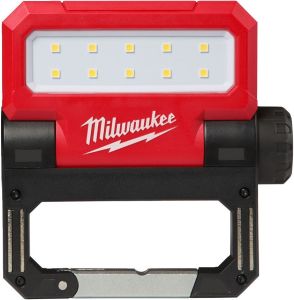 Milwaukee USB Rechargeable Folding Flood Light Splash Proof 550 Lumens L4 FFL-301