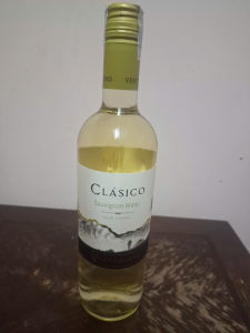 VENTISQUERO CLASICO SAUVIGNON BLANC 2024 (VANG TRẮNG CHILE)