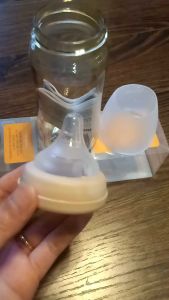 [Hỗ trợ đổi núm]-Bình sữa Moyuum trơn Hàn Quốc Cao cấp 170ml/270ml có núm kèm theo bình- (Đảm Bảo)