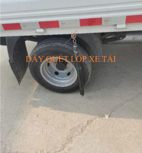 Dây cao su quét lốp xe tải Dây cao su quật lốp xe tải.