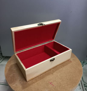 Hộp gỗ vuông đựng đồ linh tinh. 22cm - 12cm - 7cm