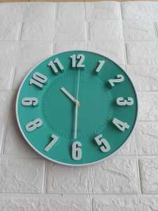 jam dinding 9628 bulat modern ( D 27.5cm)