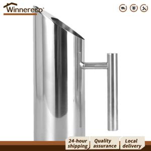 【Winnereco】 เหยือกสแตนเลส 1/2 ลิตร สำหรับเครื่องดื่มเย็น น้ำผลไม้ และไวน์ ดีไซน์สวยงาม เหมาะสำหรับใช้ในบ้านและปาร์ตี้