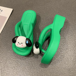 NQshop ห้ามพลาด รองเท้าแตะหูหนีบคุณผู้หญิง ทรงหูหนีบเสริมส้นแฟชั่น ความสูงของส้น 2 นิ้ว วัสดุยาง eva น้ำหนักเบาไม่อมน้ำทำความสะอาดง่าย สีสันสดมากเลือกเลย