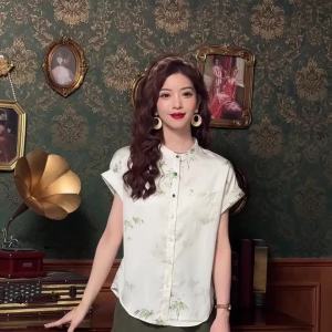 เสื้อเชิ้ตผ้าชีฟองกระดุมแถวเดียวแขนสั้นพิมพ์ลายไม้ไผ่สไตล์จีนสำหรับผู้หญิง AMMIN2024ฤดูร้อนเสื้อสตรีสดใสและสง่างาม