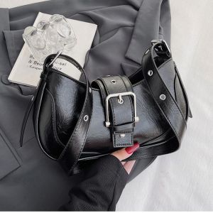 🚚 Womens shoulder bag Korean fashion white and silver retro leather shoulder bag adjustable shoulder straps