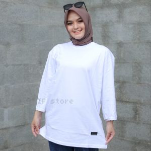 Kaos Basic Putih Oversize Panjang Lengan 7/8 Belah Pinggir Atasan Wanita Muslimah Jumbo Hijab Style