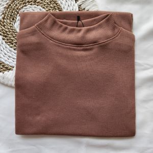 TURTLENECK lengan pendek / Turtleneck pendek Wanita