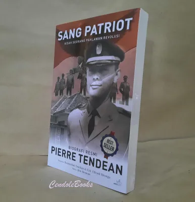 Buku Sang Patriot : Biografi Resmi Pierre Tendean - Abie Besman dkk