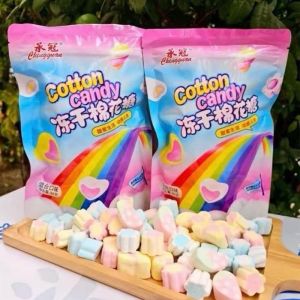 มาชเมลโล่กรอบสายรุ้ง 80 กรัม ขนมมาร์ชเมลโลว์ฟรีซดราย สีสันสดใส อร่อยละลายในปาก
