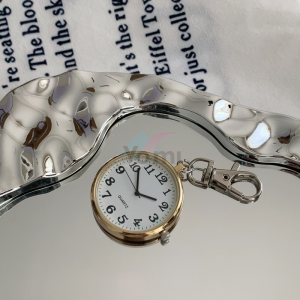 Móc khóa đồng hồ đồng hồ móc khóa mini nhỏ gọn treo chìa khóa túi balo thời trang chống nước chống gỉ (Quà tặng)