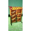 rak hotwheels kayu. 