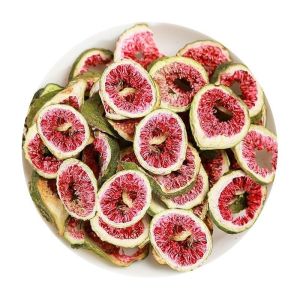 Fresh and natural dried figs soaked in water 100g 250g 500g 无花果干