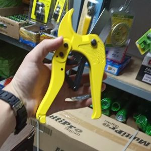 Gunting Pipa PVC 1\" HASSTON: Alat Potong Pipa PVC Berkualitas Tinggi