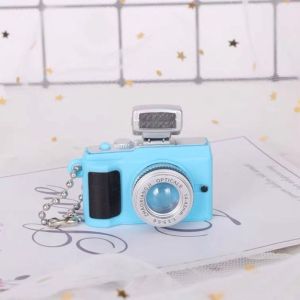 WARM Led Camera Electric Luminous Key Chain With Sound Plastic Mini Camera Toy Led Keychains Toy Camera Mini Camera Car Key Ring Friends Birthday Gifts