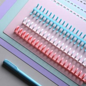 10 Pcs Practical Comb Binding Spines Plastic Comb Bindings 30 Rings Spirals Binding Coils for Student Teacher