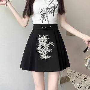 Ammin 2024 mùa hè mới Trung Quốc eo cao Jacquard váy nữ phong cách Trung Quốc r Pan Nút Thêu Hoa Xếp Li Eo A-line chống trượt thanh lịch váy xếp ly