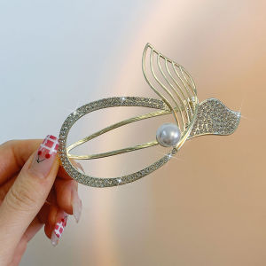 Pearl Fish Tail Tassel Hair Clip for Women Rhinestone Ladies Barrettes Hair Clip Summer New Hair Claws