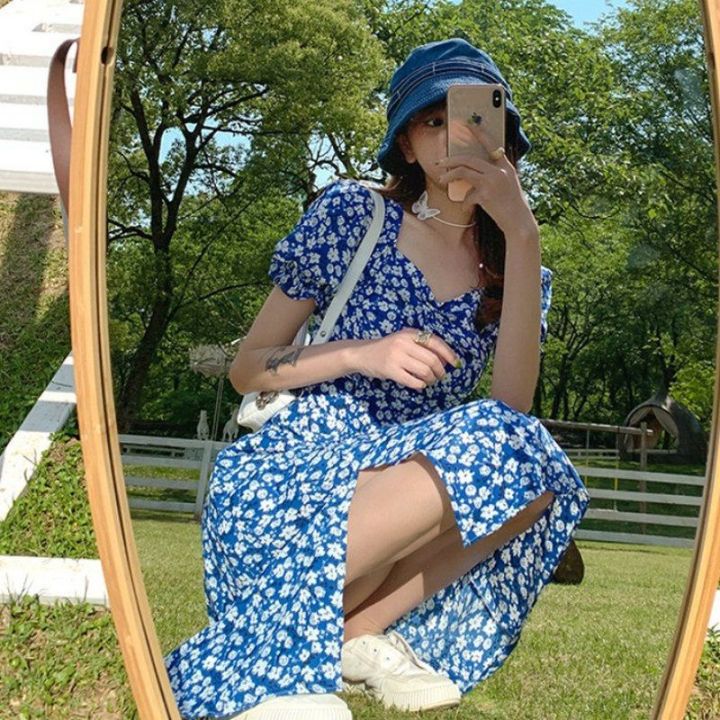 vipedia] Dress Full Bunga Biru Putih Base Biru Tua Aesthetic