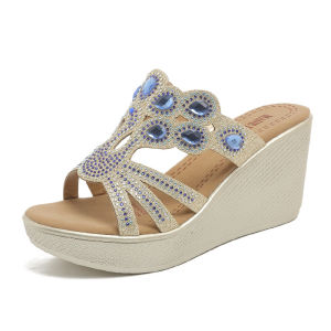 43 Large Size WomenS Summer Outdoor Sandals 2025 New Rhinestone Slide Sandals Fashionable Wedge Thick-Soled Slippers