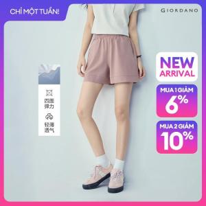 GIORDANO Women Shorts 4-Way Stretch Seam Detail Shorts Elastic Waist Loose Fit Fashionable Casual Shorts 13406210