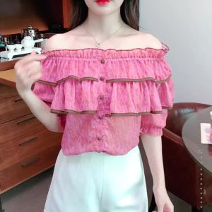 Ammin mùa hè 2024 mới ngọt ngào xù chắp vá thời trang đàn hồi cổ thuyền tay ngắn áo voan phiên bản Hàn Quốc của phụ nữ của một dòng cổ áo Áo Blouse thanh lịch