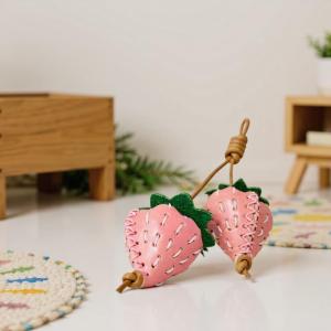 LYM 1 Piece 3D Strawberry Charm Cowhide Pendant Fashion High-end Strawberry Keychain DIY Decoration Bag Accessories