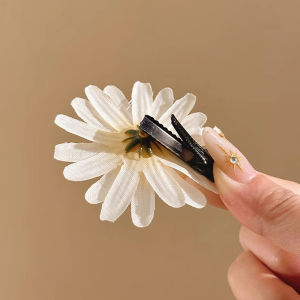 🔥🔥🔥adae 2pcs ngọt ngào Daisy tóc Clip Side bangs Clip dễ thương nhỏ hoa hướng dương Duckbill kẹp tóc Phụ kiện tóc phụ nữ để sử dụng hàng ngày