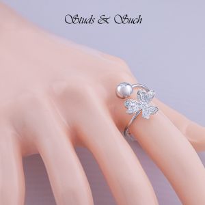 [Studs & Such] 925 Silver Leaf With Silver Ball Adjustable Wrap Ring