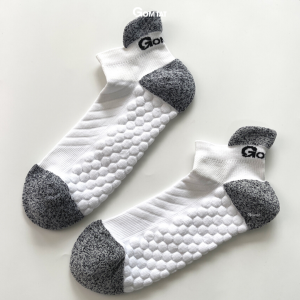 Vớ chạy bộ cổ ngắn GOMTAT chất liệu cotton hút ẩm thoáng khí có đệm nút thun êm chân - GOM501-THETHAO-1DOI