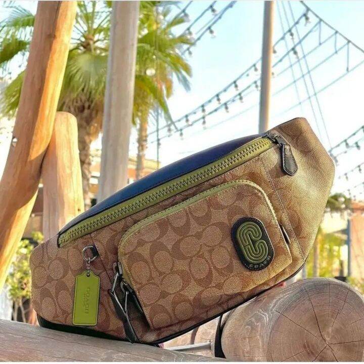 Coach 2025 hip bag