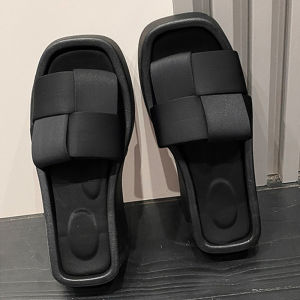 QDshop มาใหม่ต้องแนะนำ รองเท้าผู้หญิงแฟชั่นสไตล์เกาหลี พื้นนิ่มสวมใส่สบายเสริมส้นมาให้สูงๆ สวมใส่แล้วดูดีดูแพงมากยิ่งขึ้น รีบเป็นเจ้าของได้แล้ววันนี้