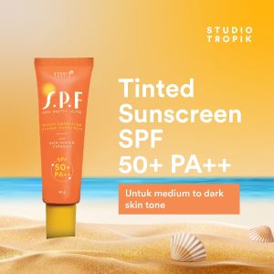 Studio Tropik SPF 50+ PA++ ( Peach / Mint ) | Sunscreen Wajah | Skin Pretty Filter [BPOM CERTIFIED]