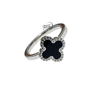 Cincin Titanium Bunga Clover Silver Rose Gold Wanita Fashion Accessories