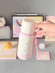 Pink and cute insulated water bottle designed for students to use at school 2026 New stylish and portable double-walled water bottle for women