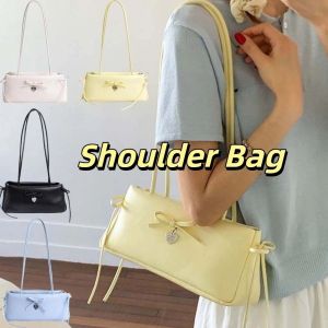 EIJINGY หวาน กระเป๋าถือแบบฝรั่งเศส ตกแต่งโบว์ ป้องกันน้ำกระเซ็น กระเป๋าสะพายไหล่ PU ทุกการแข่งขัน ความจุขนาดใหญ่ กระเป๋าใต้วงแขนสีพื้น ช้อปปิ้ง