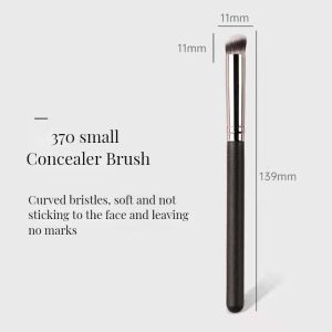 Soft Smooth Makeup Brushes 170 270 370 Flawless Classic Foundation Concealer Brush Angled Round