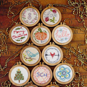 Ginca DIY Round Mini Wooden Cross Stitch Embroidery Hoop Ring Frame Machine Fixed