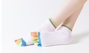 ถุงเท้าโยคะ มีกันลื่น ถุงเท้าออกกำลังกาย พิลาทิส ระบายอากาศ