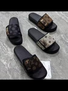 2026 Summer WomenS Thick-Soled Height-Increasing Sandals MenS Versatile Outdoor Shoes Ins Fashion Beach Trend