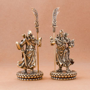 Tượng Đồng Thau Kiểu Dáng Quan Công Chống Đao Trung Thành - Trung Nghĩa (Kích thước: 12 x 4.6cm)