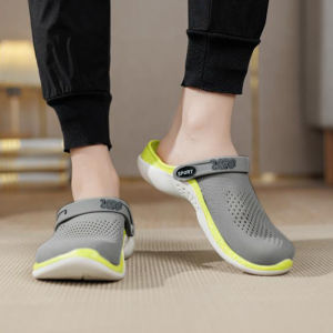 LHMonday พร้อมส่ง รองเท้าแตะหัวโตแฟชั่นผู้ชาย งานใหม่เท่ห์มาก โทนสีคุมโทนเข้มๆ ดำสลับสี วัสดุยางดีเหมือนเดิม พร้อมส่งในไทยนะไม่ต้องรอนาน