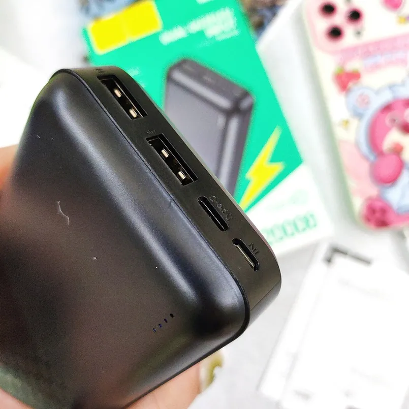 Sạc dự phòng Hoco DB29A dung lượng 20000mAh có 2 cổng ra USB