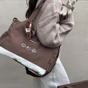 Korean-style niche design shoulder bag color-blocking fashion simple casual tote bag women large-capacity