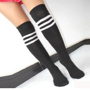 Women Men Football Socks Fashion Stripe Print Knee High Athletic Sport Exercise Socks